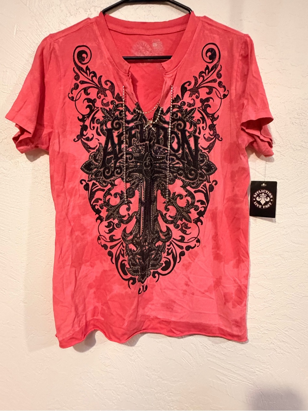 Affliction Women’s pink Graphic T-Shirt